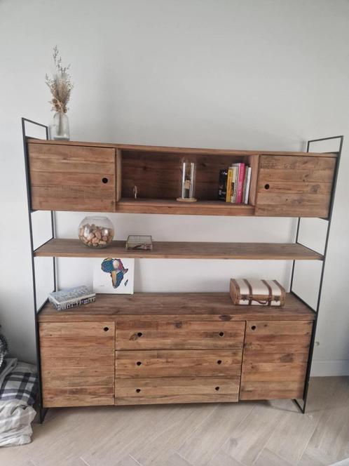 Meuble de rangement / buffet en bois et métal – style indust, Huis en Inrichting, Kasten | Boekenkasten, Gebruikt, 150 tot 200 cm
