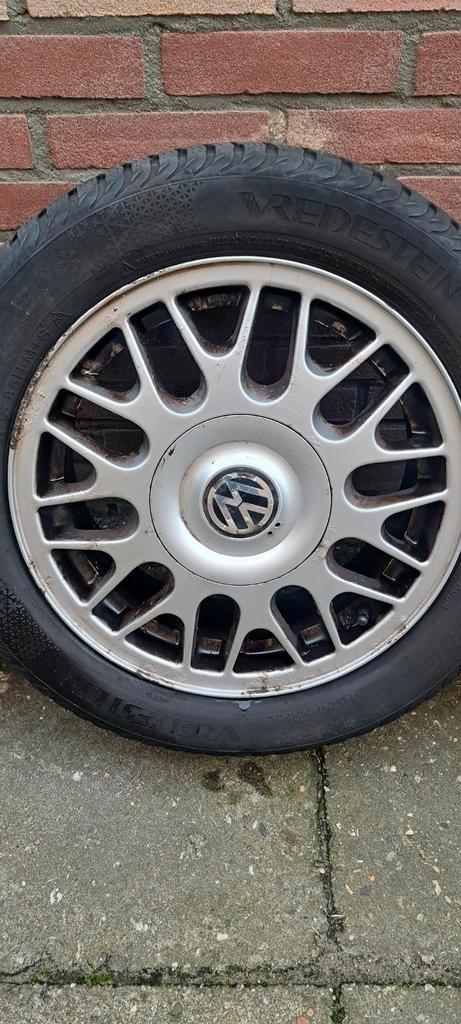 originele Volkswagen-velgen

bekend als de 'BBS 473 of 'Golf, Autos : Pièces & Accessoires, Pneus & Jantes, Pneus et Jantes, Pneus hiver