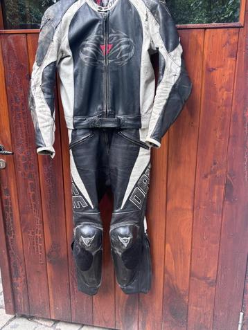 Dainese 2-delig motorpak beschikbaar voor biedingen