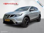 Nissan Qashqai 1.6 dCi Connect Edition / Panodak / Trekhaak, Zwart, Parkeersensor, 115 g/km, Qashqai