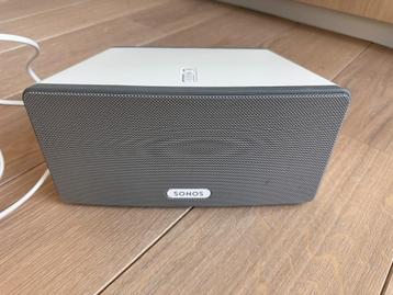 Sonos Play 3 wit beschikbaar voor biedingen