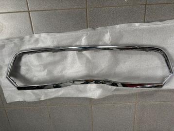 Skoda octavia NX 2024 grill chrome beschikbaar voor biedingen