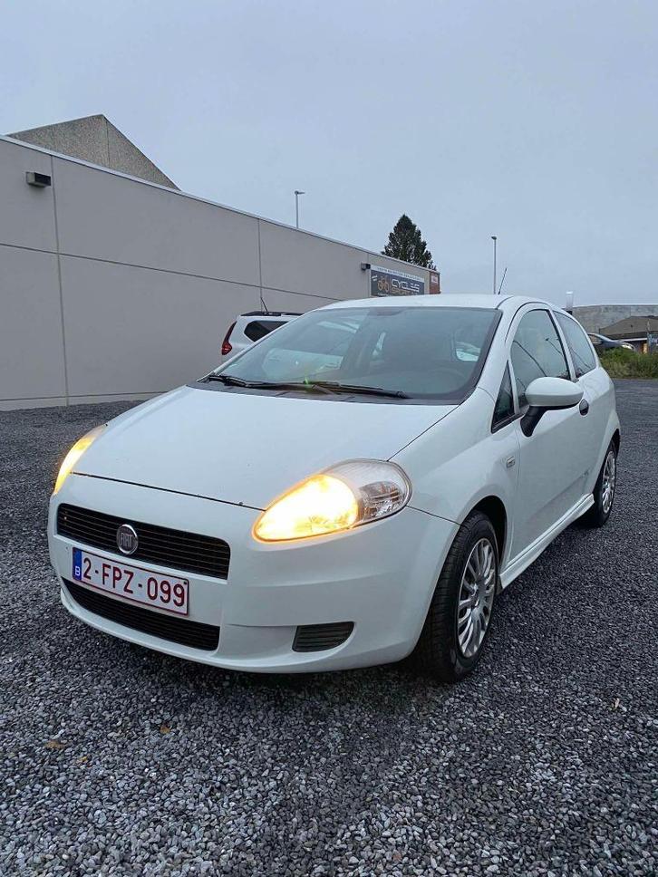 Fiat punto 2011 1.3 diesel multijet pour pièce, Auto's, Fiat, Particulier, Punto, Airbags, Airconditioning, Boordcomputer, Centrale vergrendeling