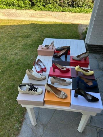 Schoenen beschikbaar voor biedingen
