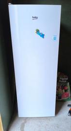 BEKO koelkast 285 liter inhoud, Ophalen, Zonder vriesvak, 200 liter of meer, Zo goed als nieuw