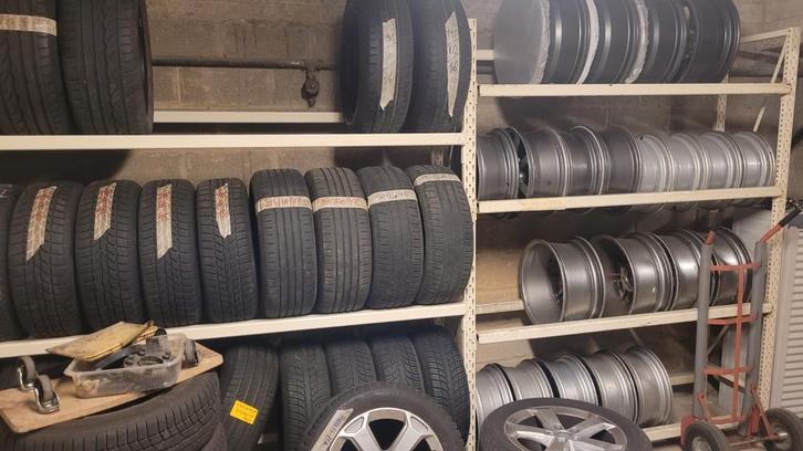Opslag rekken voor banden, Auto diversen, Velgenbomen, Gebruikt, Ophalen