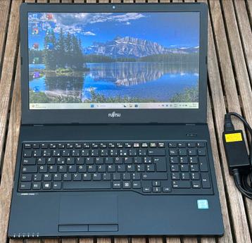 15.6”Fujitsu/ i3-5005U/8gb ram/256gb ssd/Goede battery/Win11 beschikbaar voor biedingen