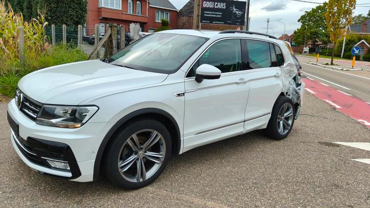 Tiguan  1.4 l TSI DSG 110 kW ( Schade wagen), Auto's, Volkswagen, Bedrijf, Te koop, Tiguan, ABS, Achteruitrijcamera, Adaptieve lichten