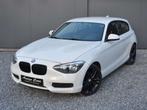 BMW 1 Serie 114 114i - zwarte alu velgen 18"- NAVIGATIE, Auto's, Te koop, Berline, Benzine, Gebruikt