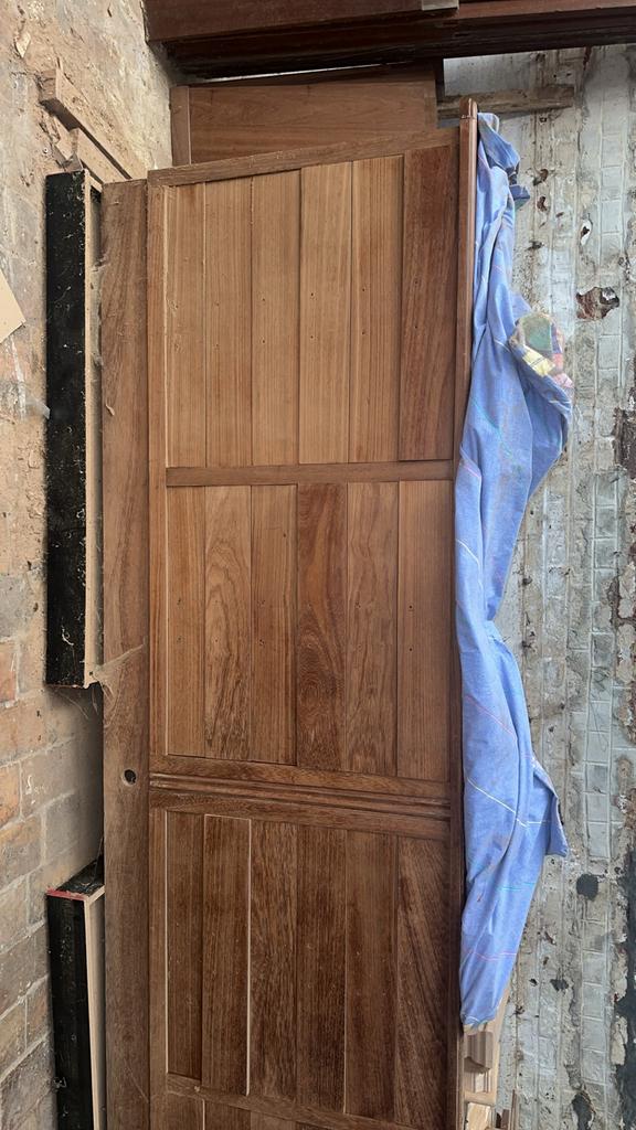 Grand buffet, Enlèvement, Neuf