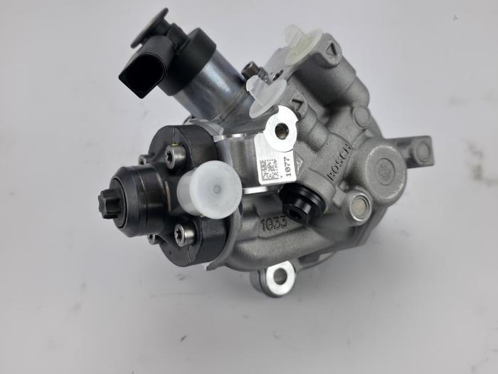 Pompe diesel d'un Mercedes E-Klasse, Autos : Pièces & Accessoires, Systèmes à carburant, Mercedes-Benz, Utilisé, 3 mois de garantie