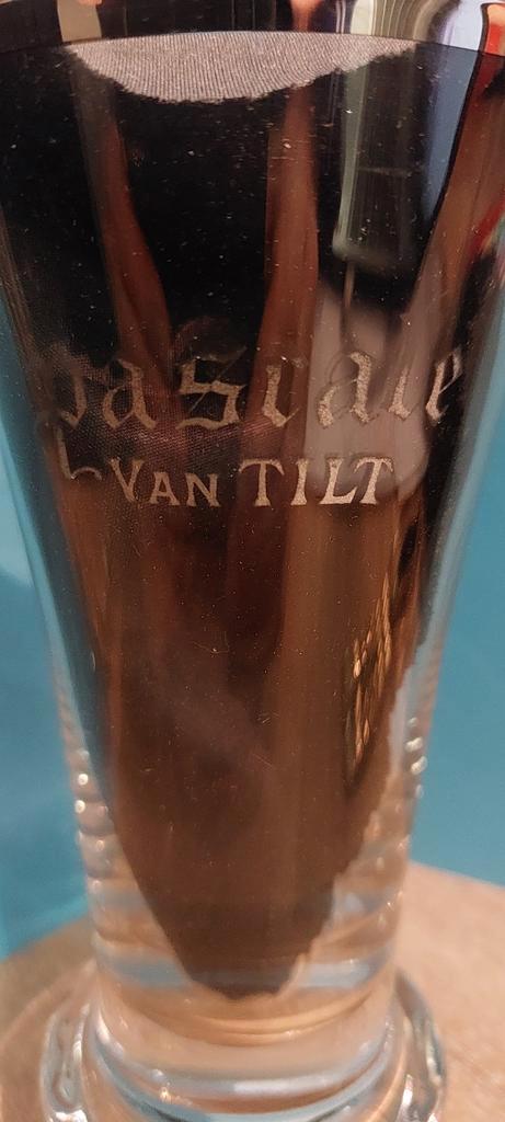 Gezuurd Pascale  Vantilt  Leuven ., Verzamelen, Biermerken, Zo goed als nieuw, Glas of Glazen, Overige merken, Ophalen of Verzenden