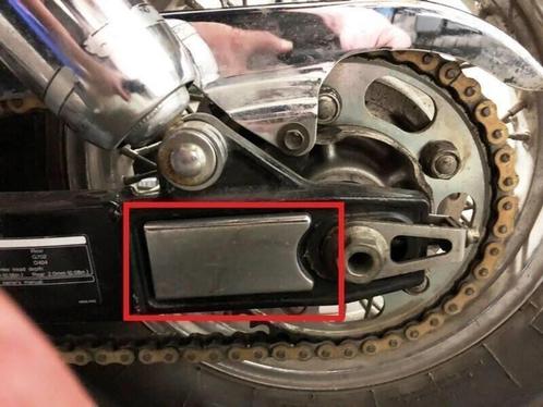 Swingarm Plates - Honda VT 750 DC Black Widow - Verchroomd -, Motoren, Onderdelen | Honda, Nieuw, Ophalen of Verzenden