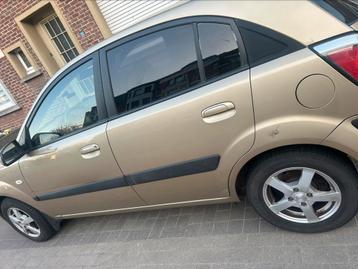 Kia rio 2008 gekurd voor verkoop  beschikbaar voor biedingen