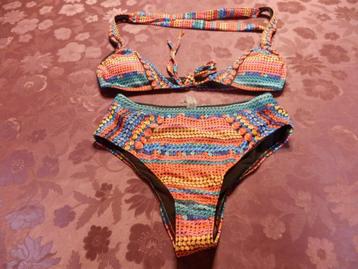 (37)- bikini femme t.38 coloré - neuf - shein - beschikbaar voor biedingen