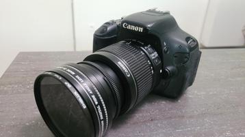 Canon 600d DSLR camera