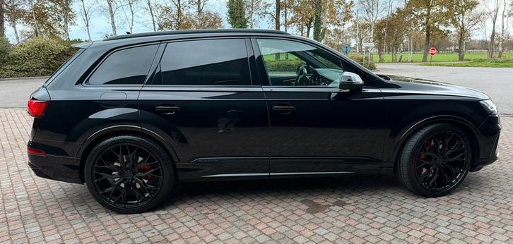 Audi Q7 TFSI 60 E competition 3.0 l V6 (462 pk) quattro, Auto's, Audi, Bedrijf, Q7, Zetelverwarming, Hybride Elektrisch/Benzine