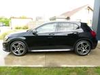 Mercedes-Benz GLA 200, AMGpakket, PDC, Cruise Control automa, Auto's, Automaat, Gebruikt, 4 cilinders, Zwart
