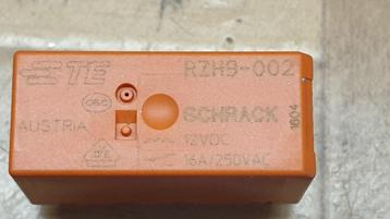jw1337: Print relais Schrack RZH9-002 : 12V  1x wissel 16A beschikbaar voor biedingen