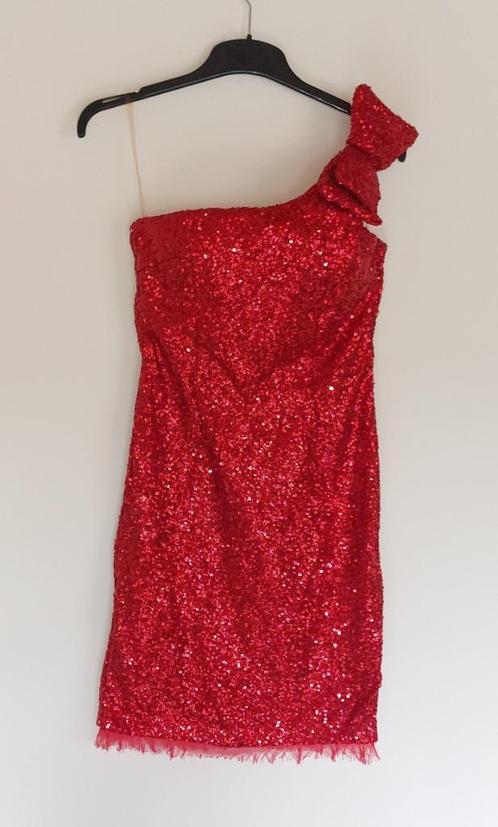 Mooie galajurk, M, 1x gedragen, Kleding | Dames, Jurken, Zo goed als nieuw, Maat 38/40 (M), Rood, Boven de knie, Ophalen of Verzenden