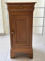 Magnifique Petit Meuble, Ophalen