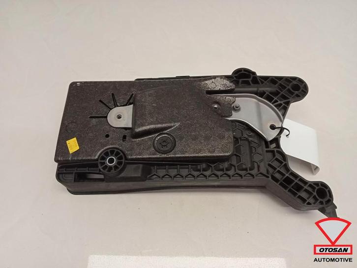 VW Tiguan 5NA 5NN Accubak 5QF915321C, Auto-onderdelen, Accu's en Toebehoren, Volkswagen, Gebruikt