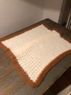 HANDGEMAAKT NIEUW BABYDEKEN WOL CRÈME/OKER WIEG WIKKELDOEK, Kinderen en Baby's, Ophalen of Verzenden, Nieuw, Minder dan 70 cm
