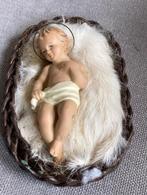 Beeldje Kindje Jezus in kribbe Kerststal (16 cm), Diversen, Kerst, Ophalen of Verzenden, Gebruikt