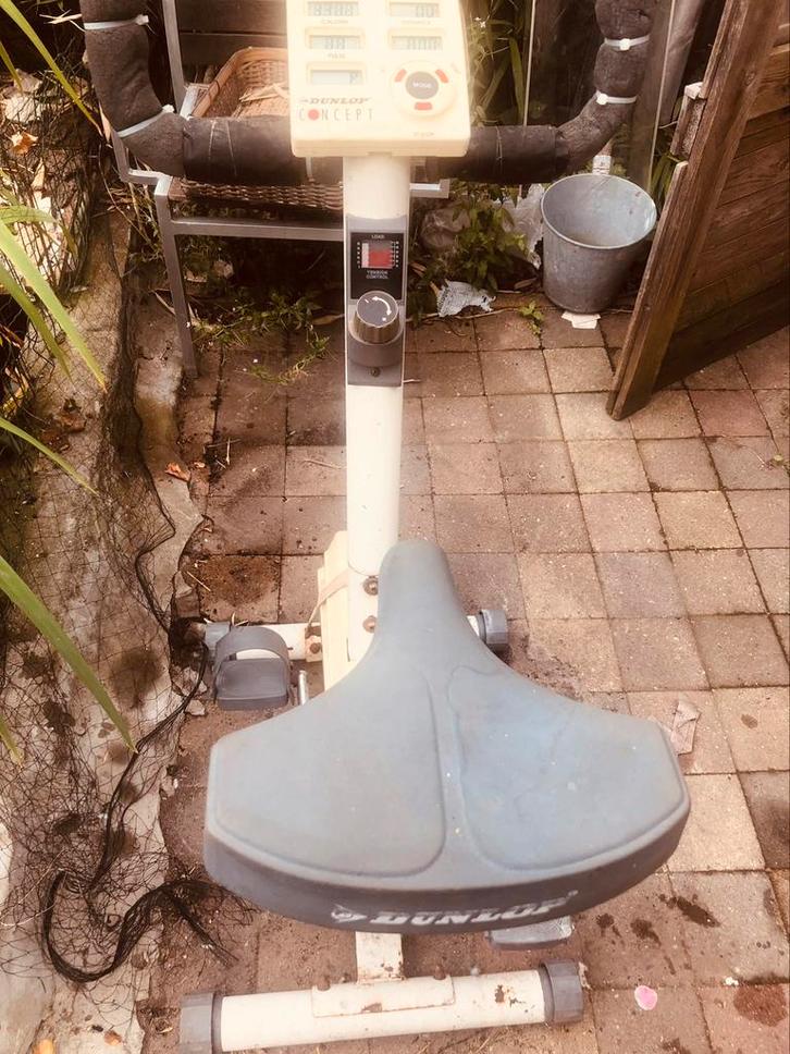 Hometrainer en stepper. Samen 5€ creatief mee omgaan, Sports & Fitness, Équipement de fitness, Enlèvement