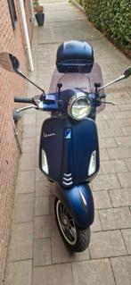 Vespa primavera 4t 3v 50cc, Fietsen en Brommers, Ophalen, Gebruikt, Overige modellen, 49 cc