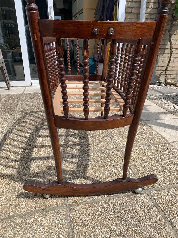 Berceau ancien en bois, Kinderen en Baby's, Babywiegjes en Ledikanten, Gebruikt, Wieg, Ophalen