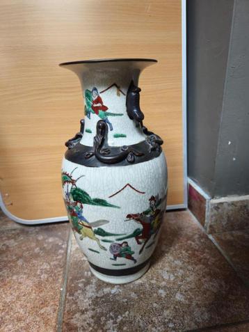 Vaas beschikbaar voor biedingen