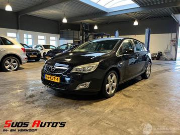 Opel Astra 1.4 Turbo Cosmo 140 PK! (bj 2010) beschikbaar voor biedingen