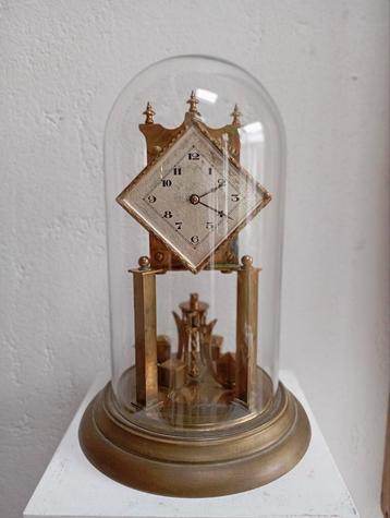 Vintage Duitse klok, voor restauratie, onderdelen, beschikbaar voor biedingen