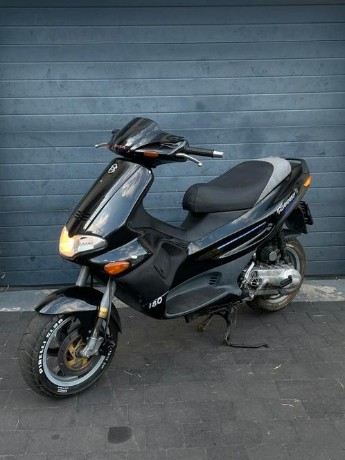 Gilera Runner | 125cc 2t | Start en rijdt | opknap/stunt, Fietsen en Brommers, Scooters | Piaggio, Gebruikt, Overige modellen
