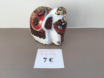 2 beeldjes van olifanten voor slechts 7 euro per beeldje beschikbaar voor biedingen