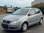VW POLO 2007 1.4 ESSENCE 100DKM ! INSPECTÉ ET GARANTIE, Autos, Argent ou Gris, Achat, Entreprise, Boîte manuelle