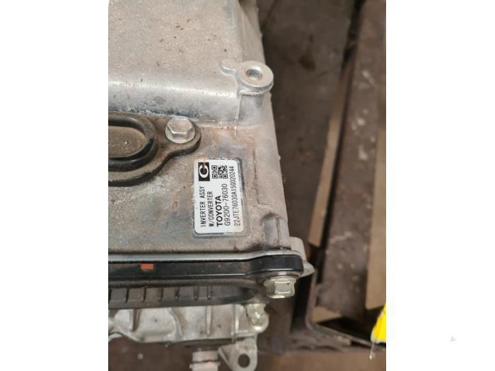 Inverter van een Toyota Auris, Auto-onderdelen, Remmen en Aandrijving, Toyota, Gebruikt, 3 maanden garantie, Ophalen of Verzenden