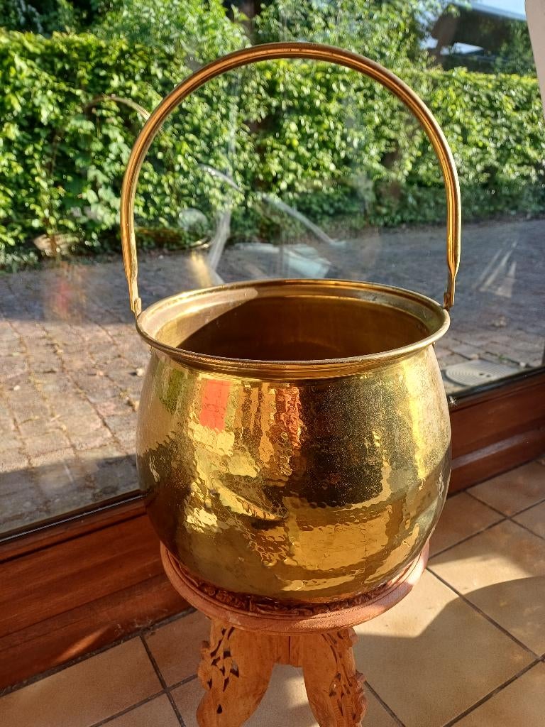 Antieke koperen emmer, Ophalen, Koper