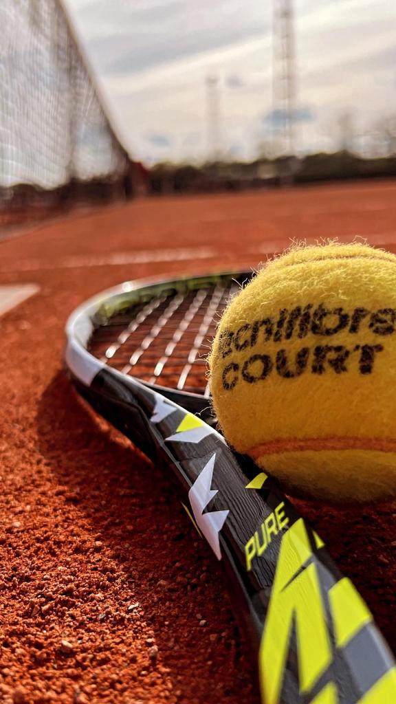 Babolat Pure Aero Lite 2024, Sports & Fitness, Tennis, Utilisé, Raquette, Babolat, L3, Enlèvement