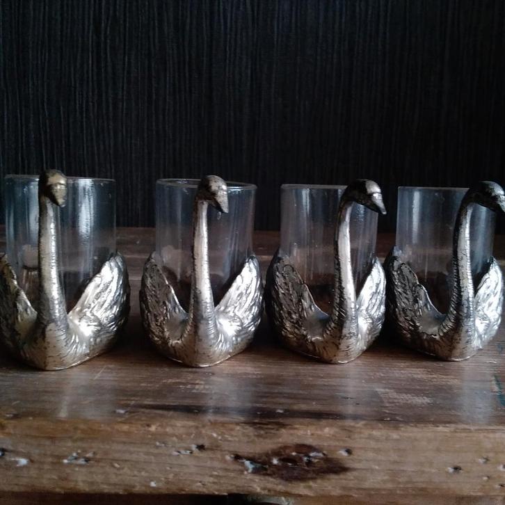Cygnes anciens en métal argenté avec lunettes du Japon, Antiquités & Art, Antiquités | Argent & Or, Argent, Envoi