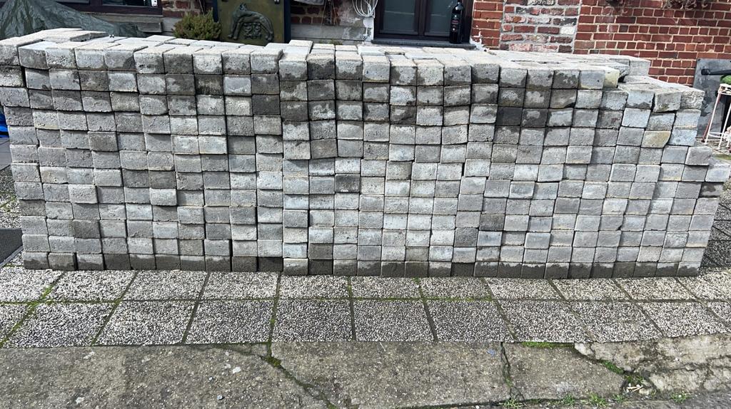Pavés Klinkers, Tuin en Terras, Ophalen, Zo goed als nieuw
