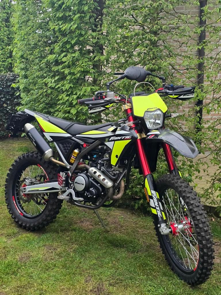 Fantic 125cc Enduro Competition, Motos, Motos | Aprilia, Particulier, Enduro, jusqu'à 11 kW, 1 cylindre, Permis Moto A1 minimum