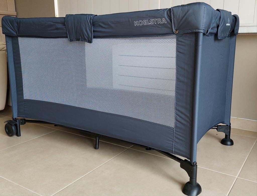 Reisbed Koelsta travelsleeper + extra dikker matrasje, Kinderen en Baby's, Ophalen, Reisbedje
