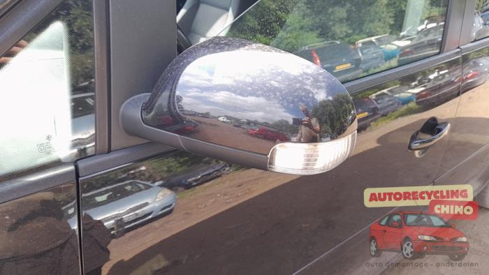 Rétroviseur extérieur gauche d'un Volkswagen Touran, Autos : Pièces & Accessoires, Rétroviseurs, Volkswagen, Utilisé, 3 mois de garantie