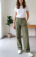 Khaki cargo broek van Bershka, mt 34, Neuf, Enlèvement ou Envoi, Bershka, Longs