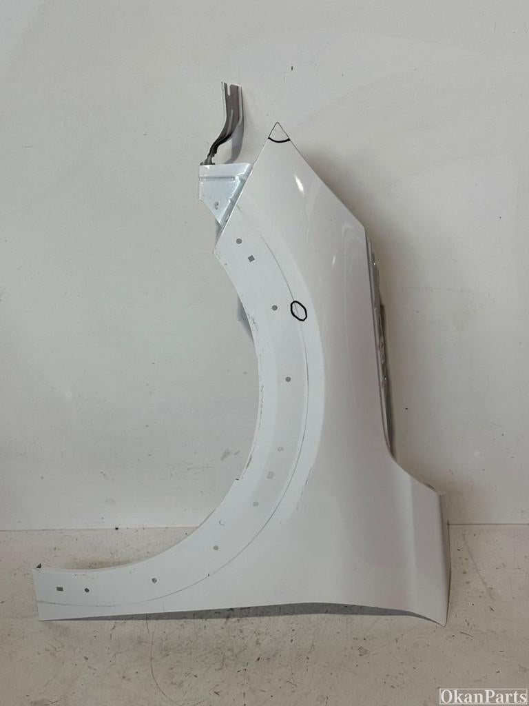 Panneau lat ral gauche avant gauche de la Peugeot 208 II GT-, Utilisé, Gauche