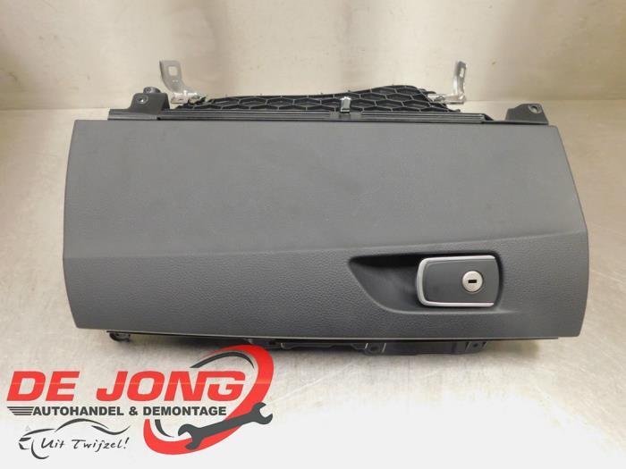 Dashboardkastje van een BMW 2-Serie, Auto-onderdelen, Dashboard en Schakelaars, BMW, Gebruikt, 3 maanden garantie, Ophalen of Verzenden