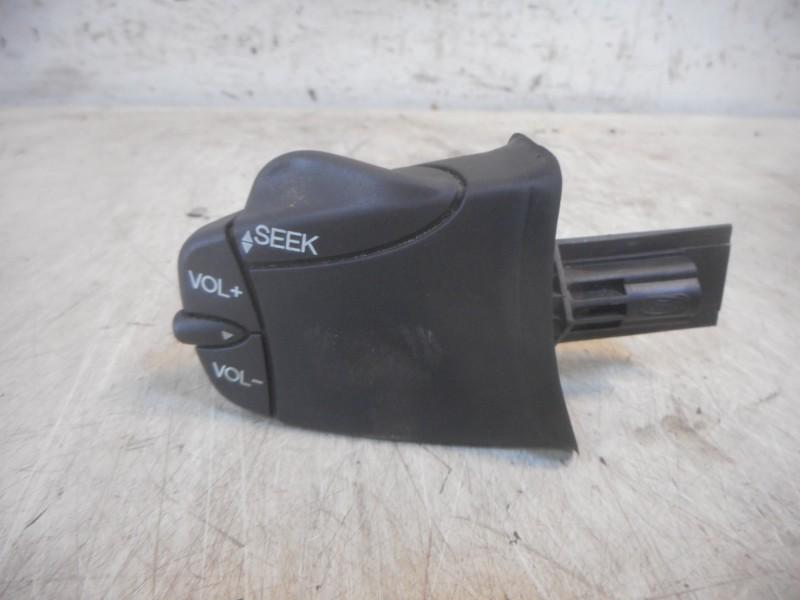 COMMANDE DE RADIO AU VOLANT Ford Mondeo III Wagon, Utilisé, Ford