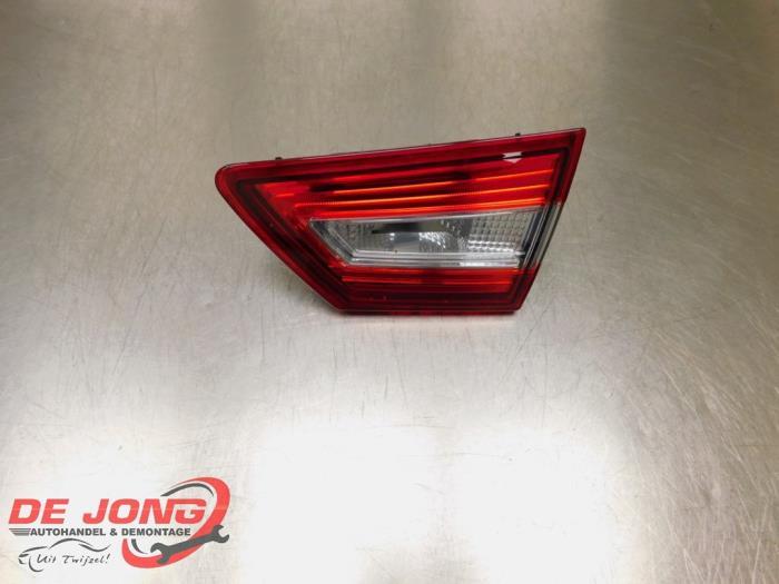 Achterlicht rechts van een Renault Clio, Gebruikt, -, Renault, -
